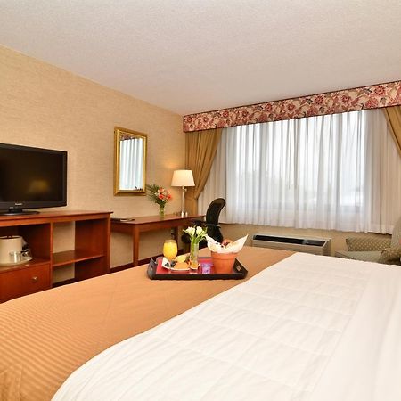 פורטלנד Clarion Hotel Airport מראה חיצוני תמונה