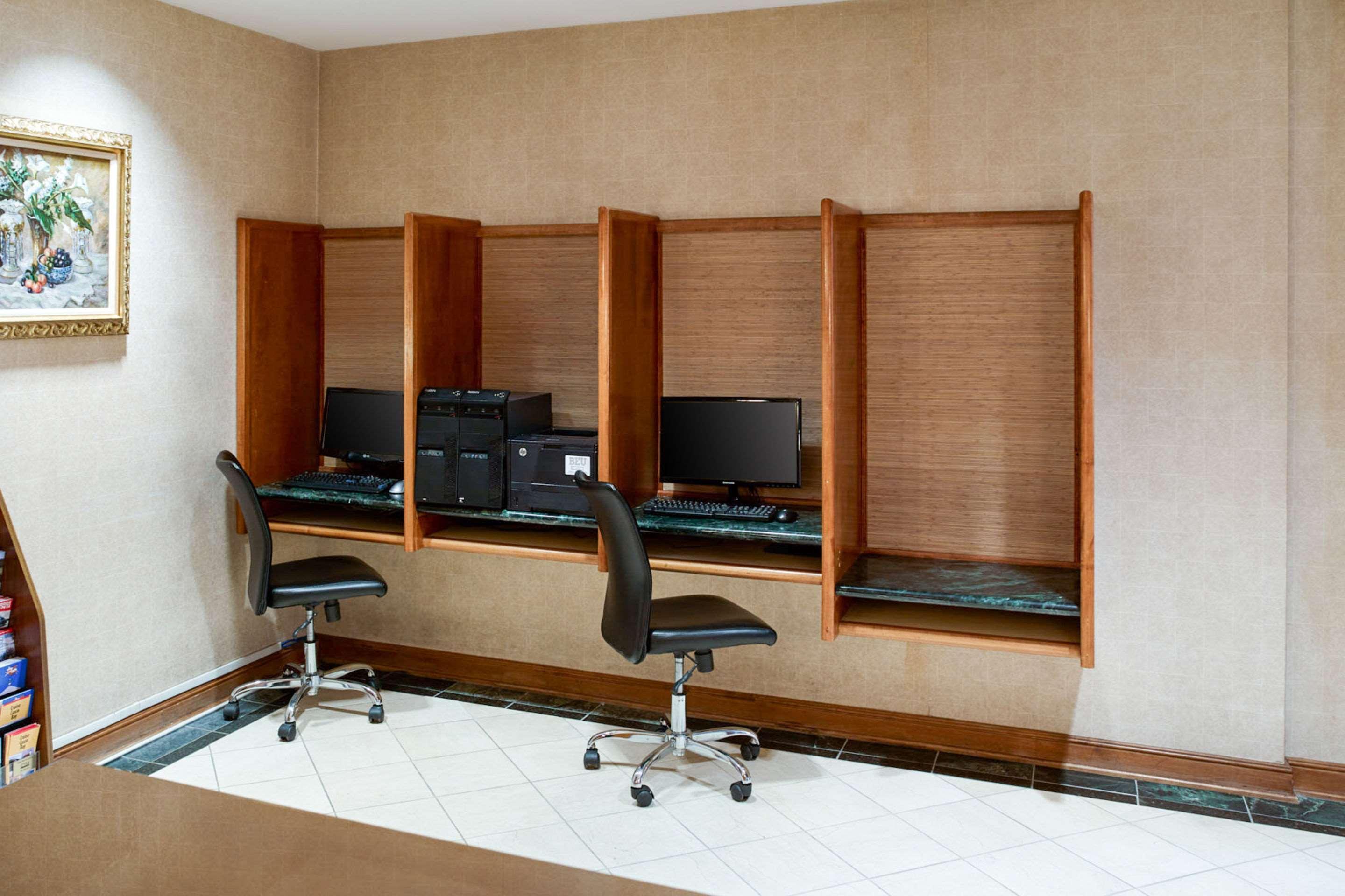 פורטלנד Clarion Hotel Airport מראה חיצוני תמונה