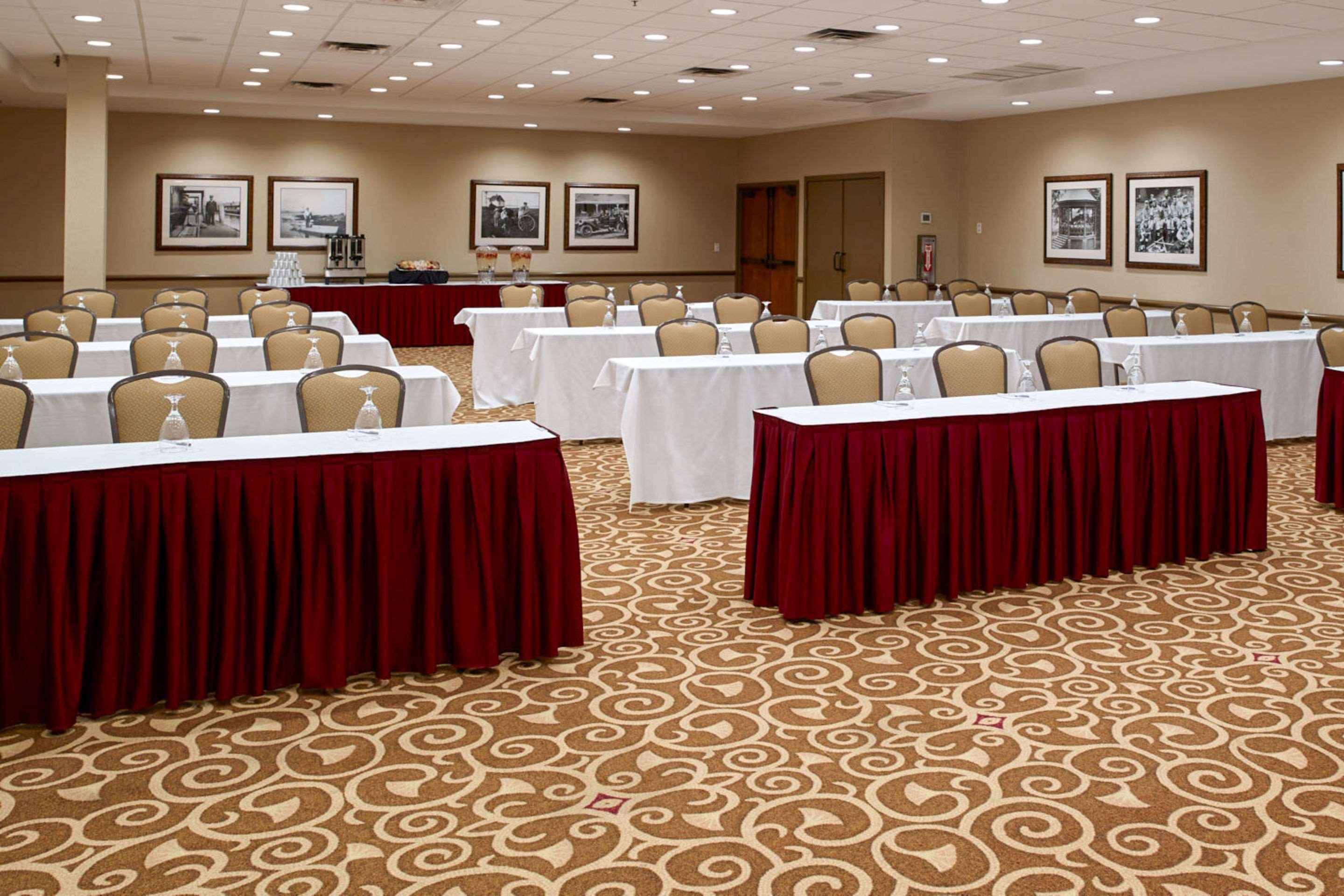 פורטלנד Clarion Hotel Airport מראה חיצוני תמונה